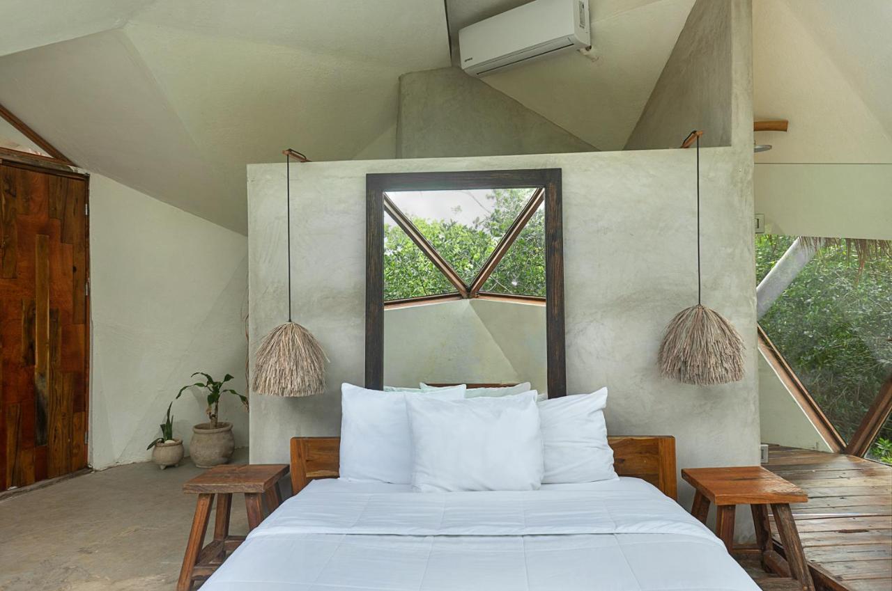 Mamasan Treehouses & Cabins Tulum Pueblo Buitenkant foto